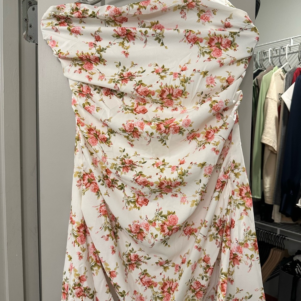 Spring Strapless Dress - Picture 3 of 3